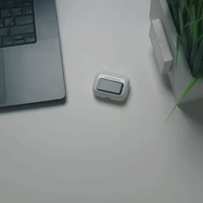 Olvídate del celular: controla tu música desde el estuche con pantalla táctil